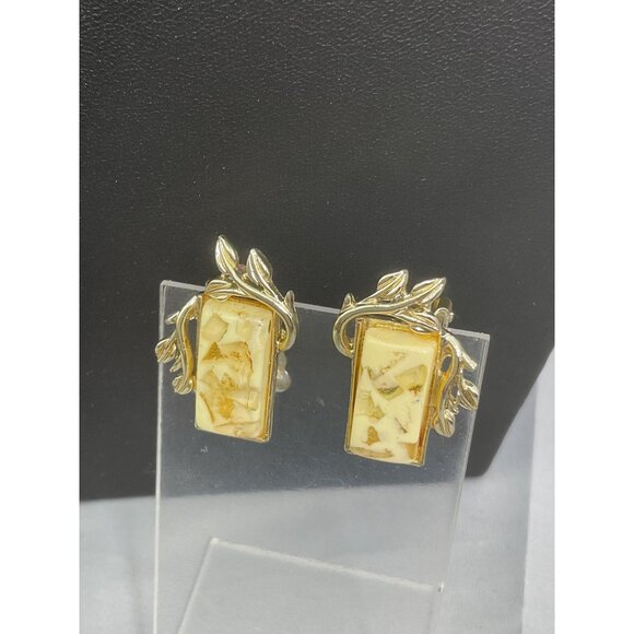 Vintage Coro Necklace & Earrings Set With Yellow Marbled Design - Picture 4 of 8